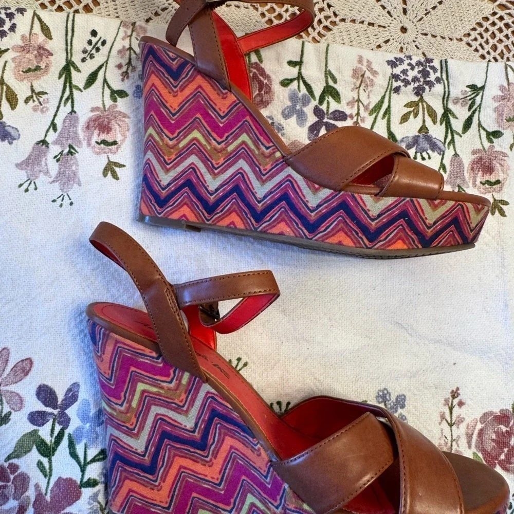 American Eagle Outfitters Women's Brown Sandals, size 8.5 - Picture 4 of 9